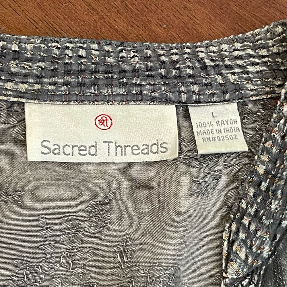 Vintage Patchwork Sacred Threads gray button-down… - image 9